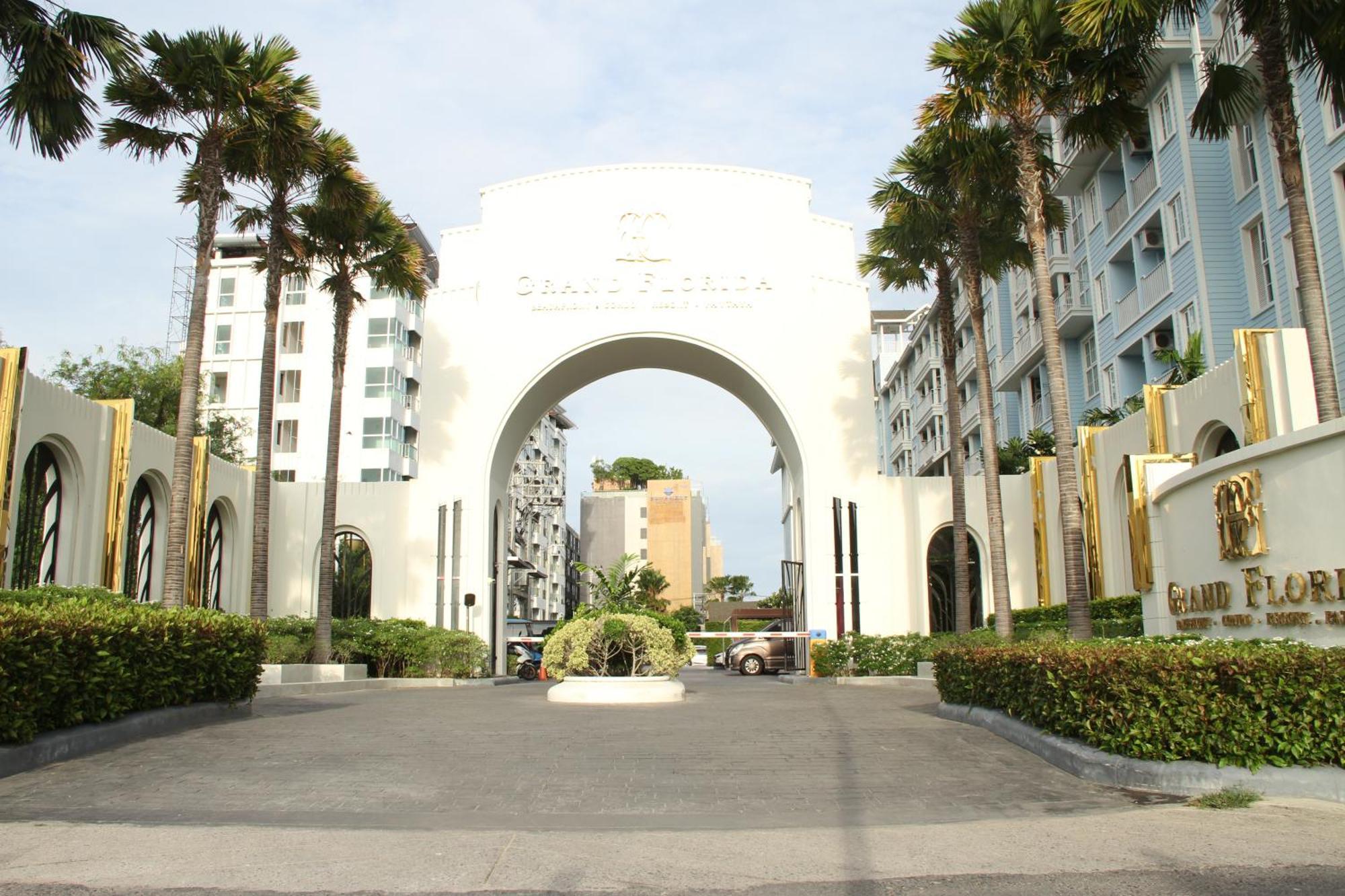 Grand Florida芭提雅带免费游泳池温泉和健身房和办公区水上花园公寓e208 Na Chom Thian Exteriér fotografie