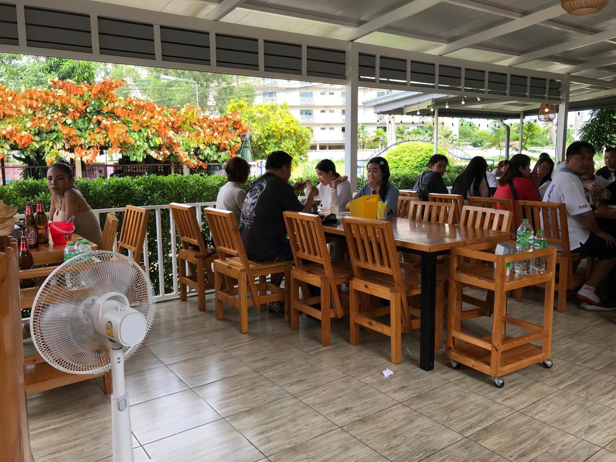 Grand Florida芭提雅带免费游泳池温泉和健身房和办公区水上花园公寓e208 Na Chom Thian Exteriér fotografie
